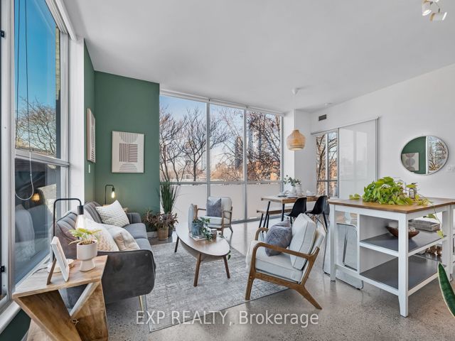 409 - 510 King St E