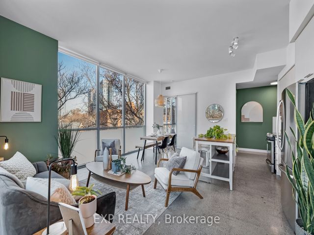 409 - 510 King St E