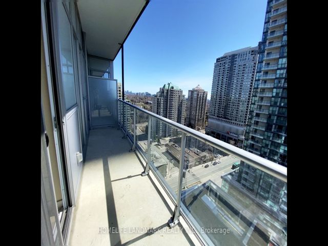 1409 - 5180 Yonge St