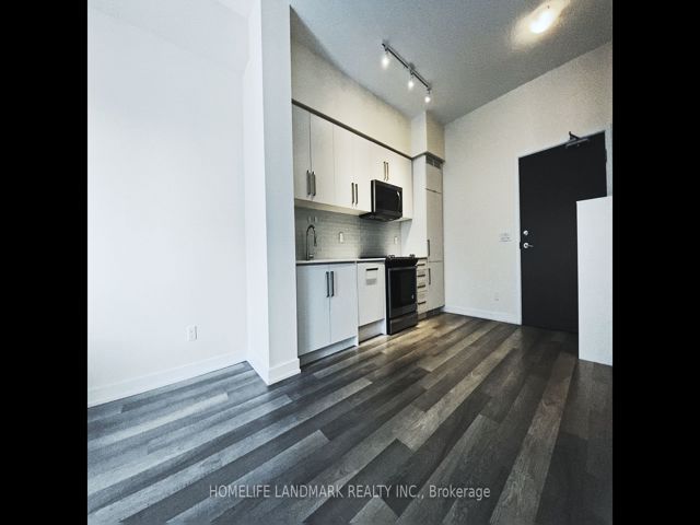 1409 - 5180 Yonge St