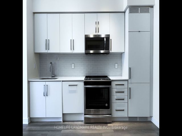 1409 - 5180 Yonge St