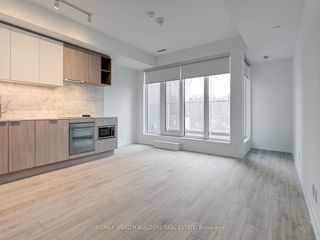 627 - 2020 Bathurst St