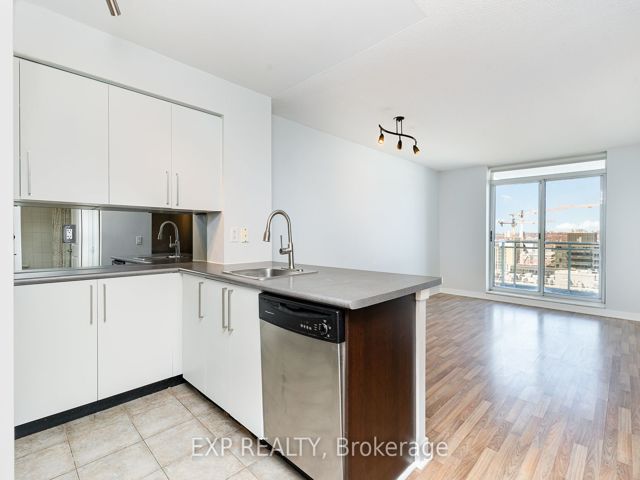 1810 - 50 Lynn Williams St
