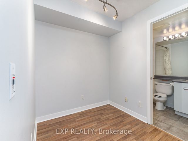 1810 - 50 Lynn Williams St