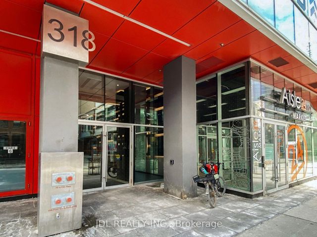 3107 - 318 Richmond St W