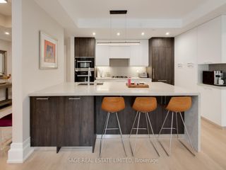 206 - 3 Southvale Dr
