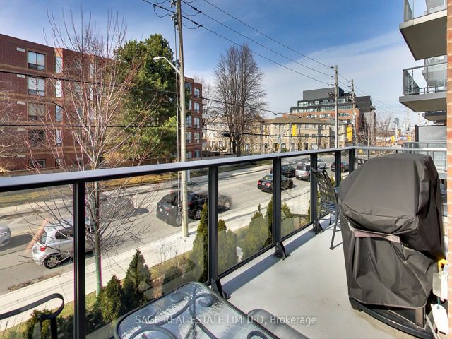 206 - 3 Southvale Dr