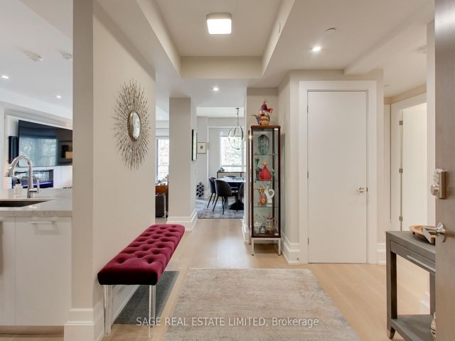 206 - 3 Southvale Dr