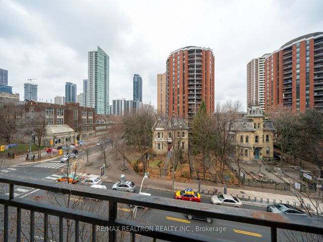 Ph 1 - 414 Jarvis St E