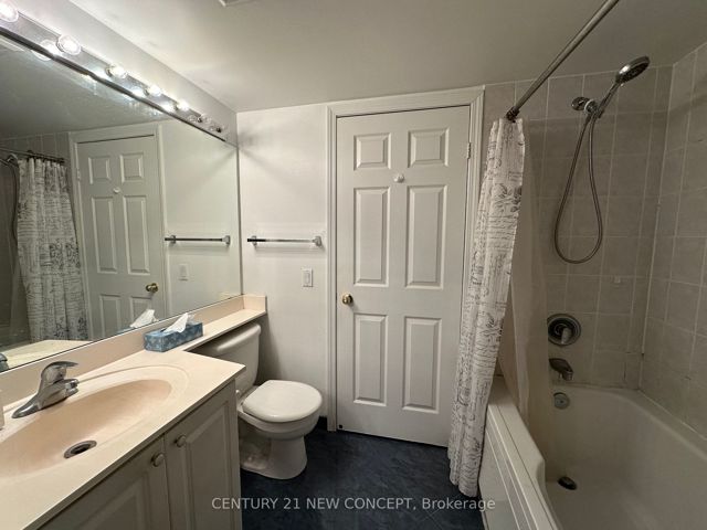 1212 - 8 Hillcrest Ave