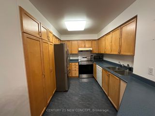 1212 - 8 Hillcrest Ave
