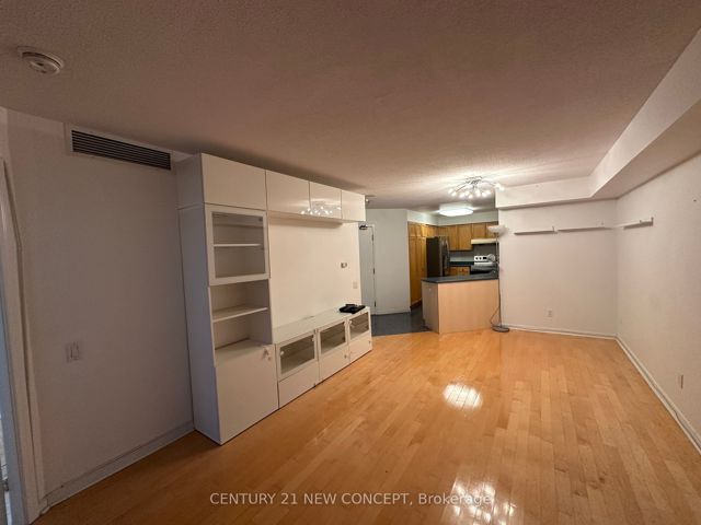 1212 - 8 Hillcrest Ave