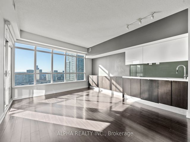 1001 - 151 Dan Leckie Way