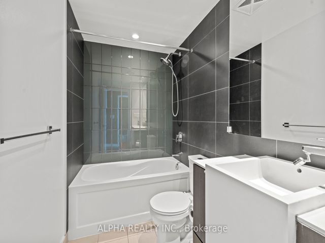 1001 - 151 Dan Leckie Way