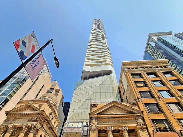 4409 - 197 Yonge St