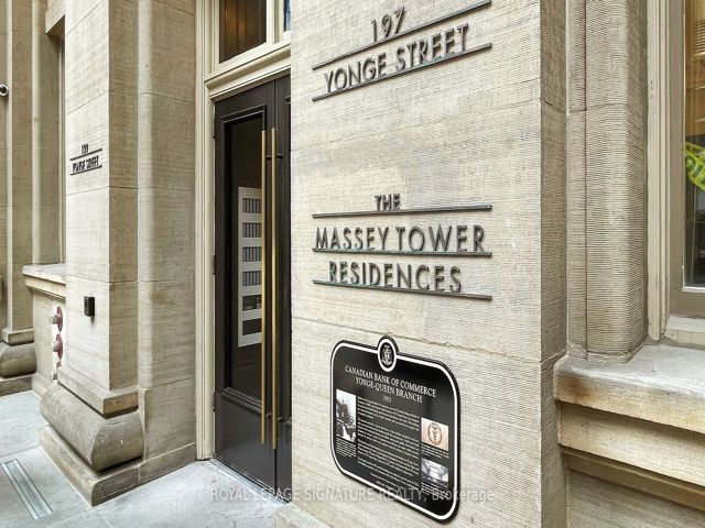 4409 - 197 Yonge St