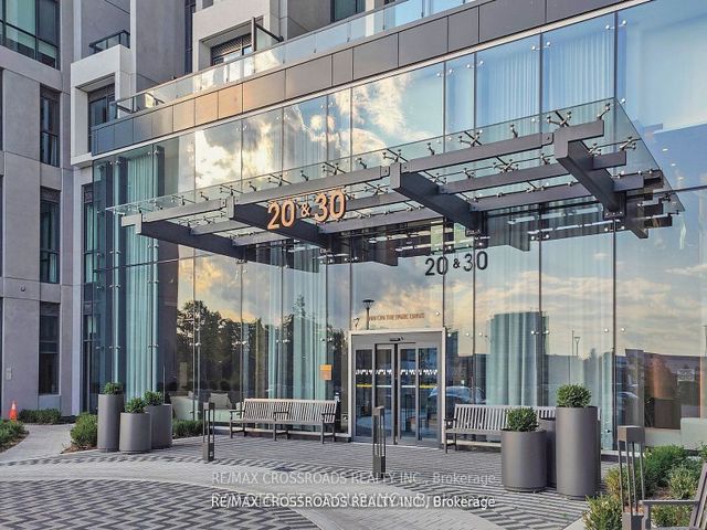 2638 - 20 Inn On The Park Dr