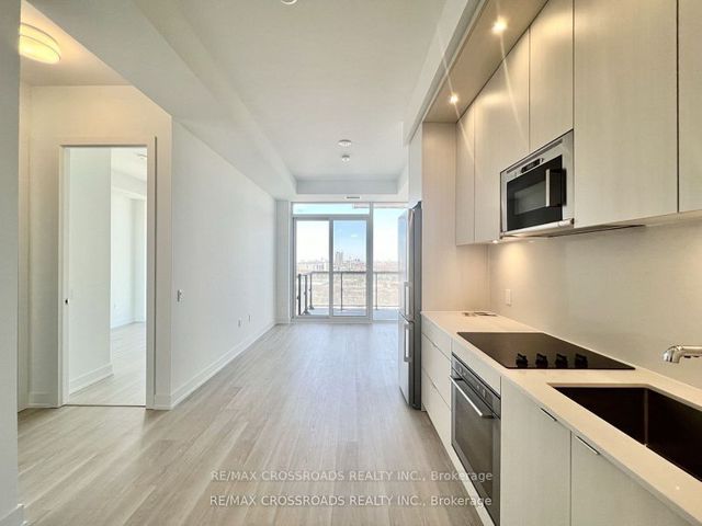 2638 - 20 Inn On The Park Dr