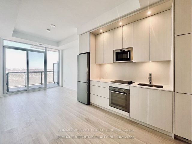 2638 - 20 Inn On The Park Dr