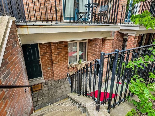 151 - 415 Jarvis St
