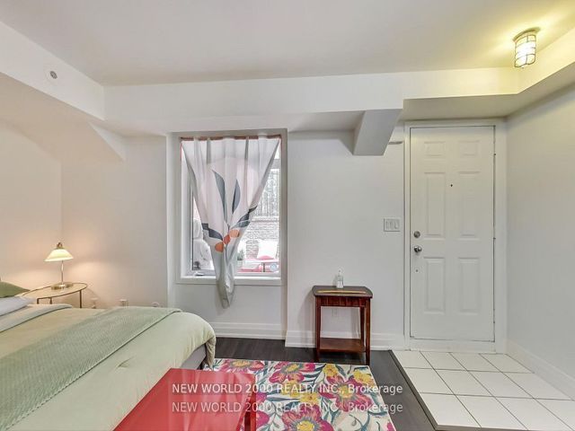 151 - 415 Jarvis St