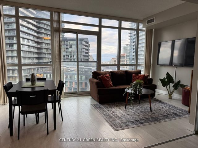 920 - 169 Fort York Blvd