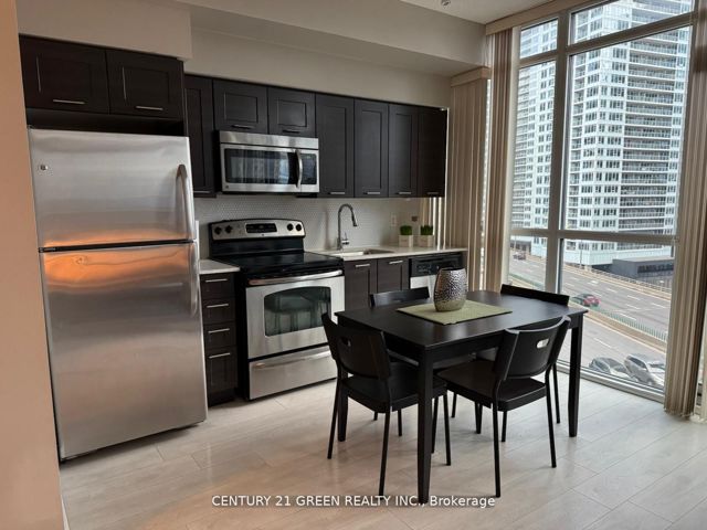920 - 169 Fort York Blvd