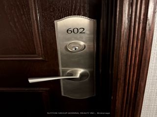 602 - 2 Covington Rd E