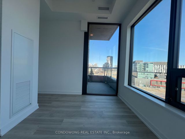613 - 28 Eastern Ave