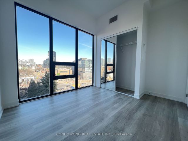 613 - 28 Eastern Ave
