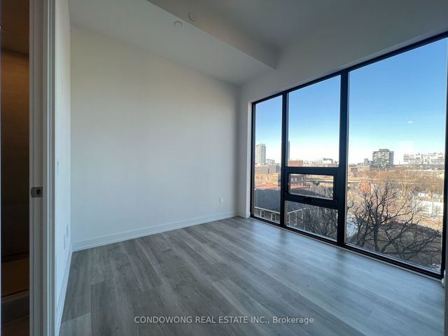 613 - 28 Eastern Ave