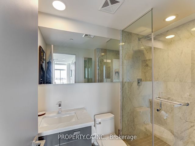 1708 - 32 Davenport Rd