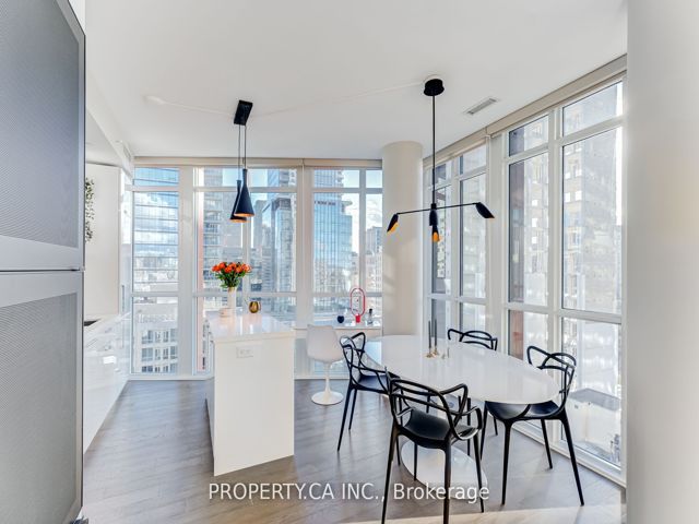1708 - 32 Davenport Rd