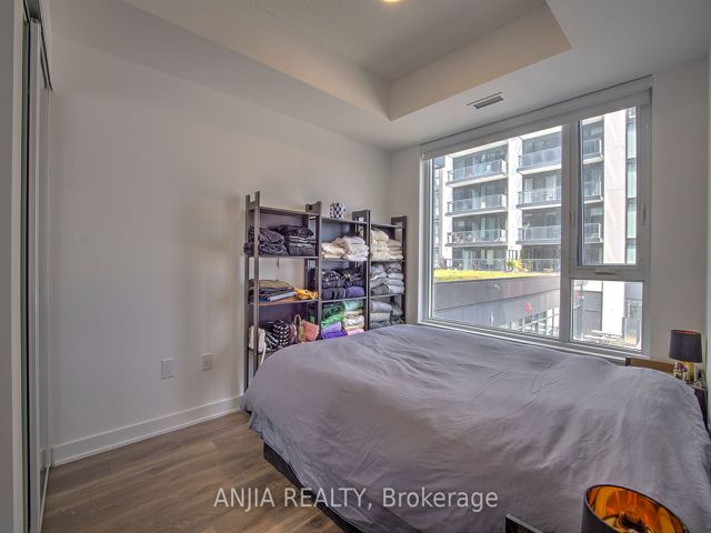 #513 - 35 Tubman Ave