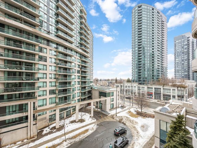 609 - 7 Lorraine Dr