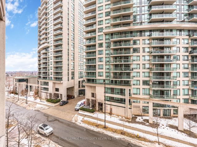 609 - 7 Lorraine Dr