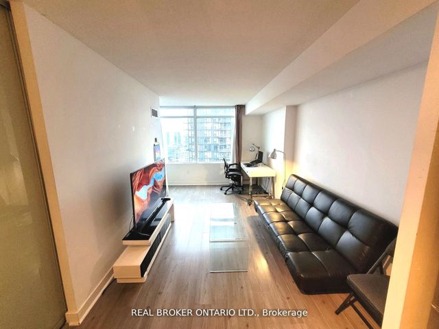 3808 - 25 Telegram Mews