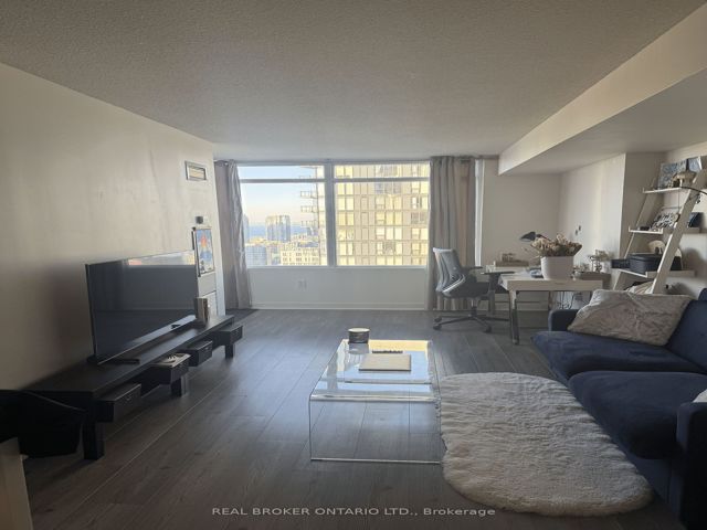 3808 - 25 Telegram Mews
