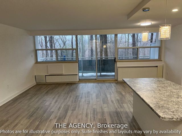 401 - 34 Carscadden Dr