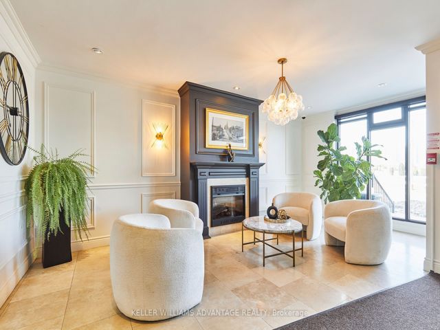 405 - 1901 Bayview Ave