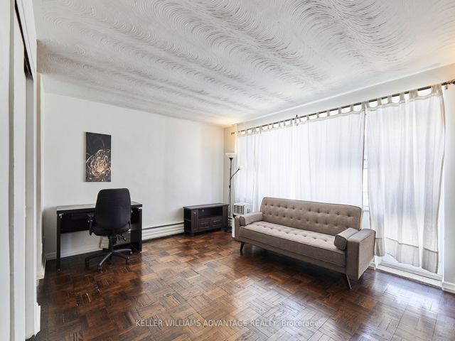 405 - 1901 Bayview Ave