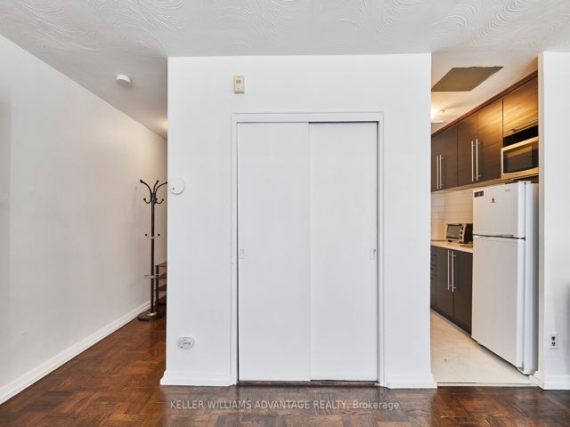 405 - 1901 Bayview Ave