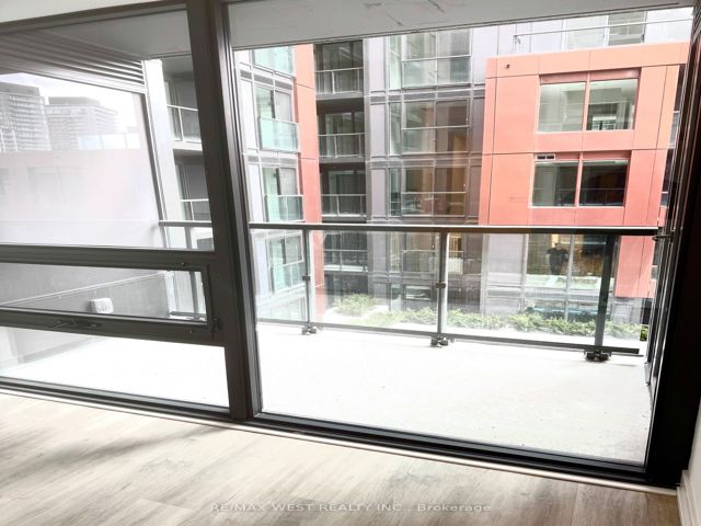 403 - 28 Eastern Ave