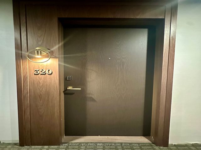 320 - 625 Sheppard Ave E