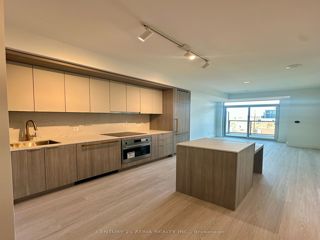 320 - 625 Sheppard Ave E