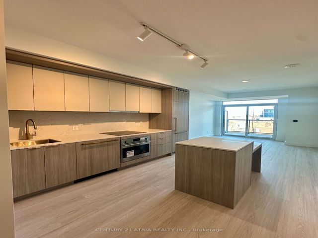 320 - 625 Sheppard Ave E