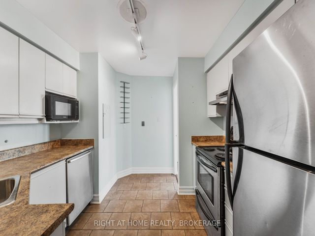 115 - 5795 Yonge St