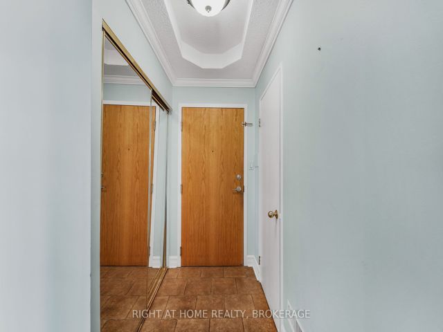 115 - 5795 Yonge St