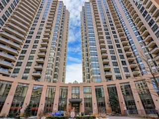 929 - 15 Northtown Way