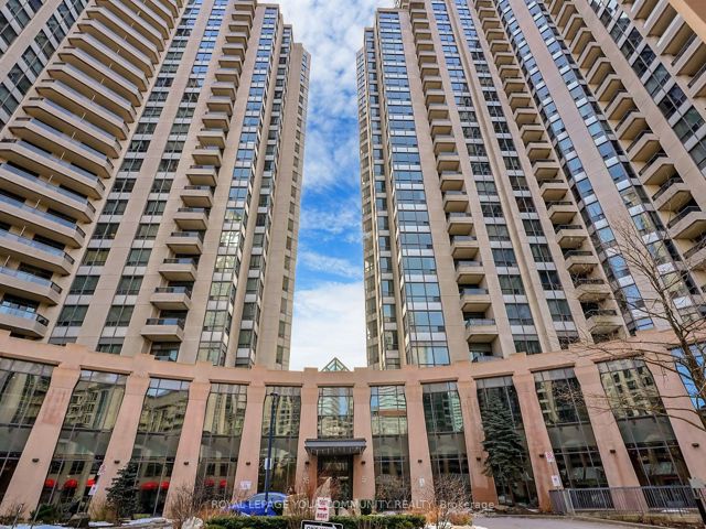 929 - 15 Northtown Way